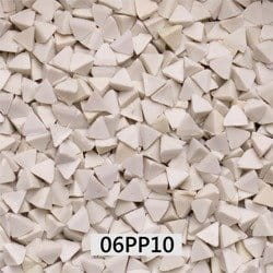 Resin polishing media PYRAMID 10 White