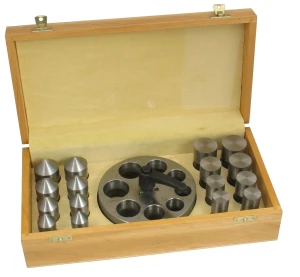 Wykrojnik okrągły 23-36 mm z prowadzeniem