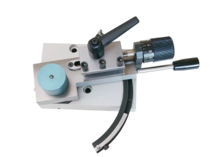 Przyrząd do toczenia promieniowego zewnętrznego