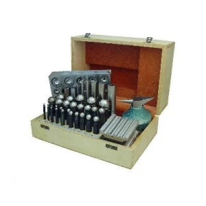 Zestaw puncyn i anek z kowadełkiem