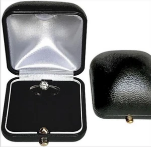 Opakowanie pudelko na pierścionek  - czarny