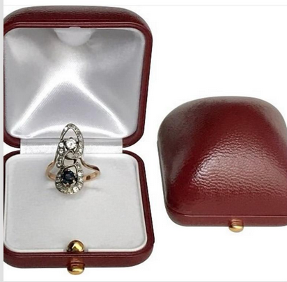 Pudełko opakowanie etui na pierścionek ekoskóra - bordo.png