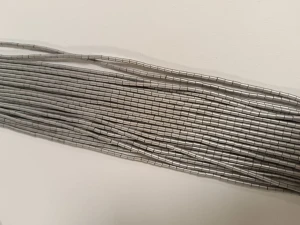 Hematyt naturalny srebrny 4x2 mm sznur 40cm