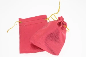 Shiny red jewelry pouch small 10x7 cm